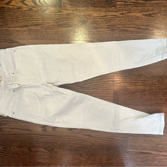 Levi’s White Jean straight leg. Good condition size 28 - Picture 5 of 6